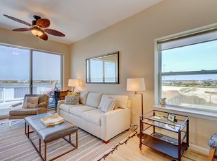 260 Dune Rd #124, Westhampton Beach, NY 11978