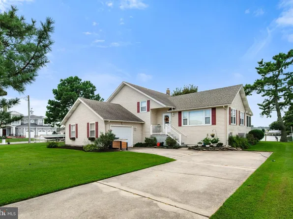 38408 Walnut Ln, Selbyville, DE 19975