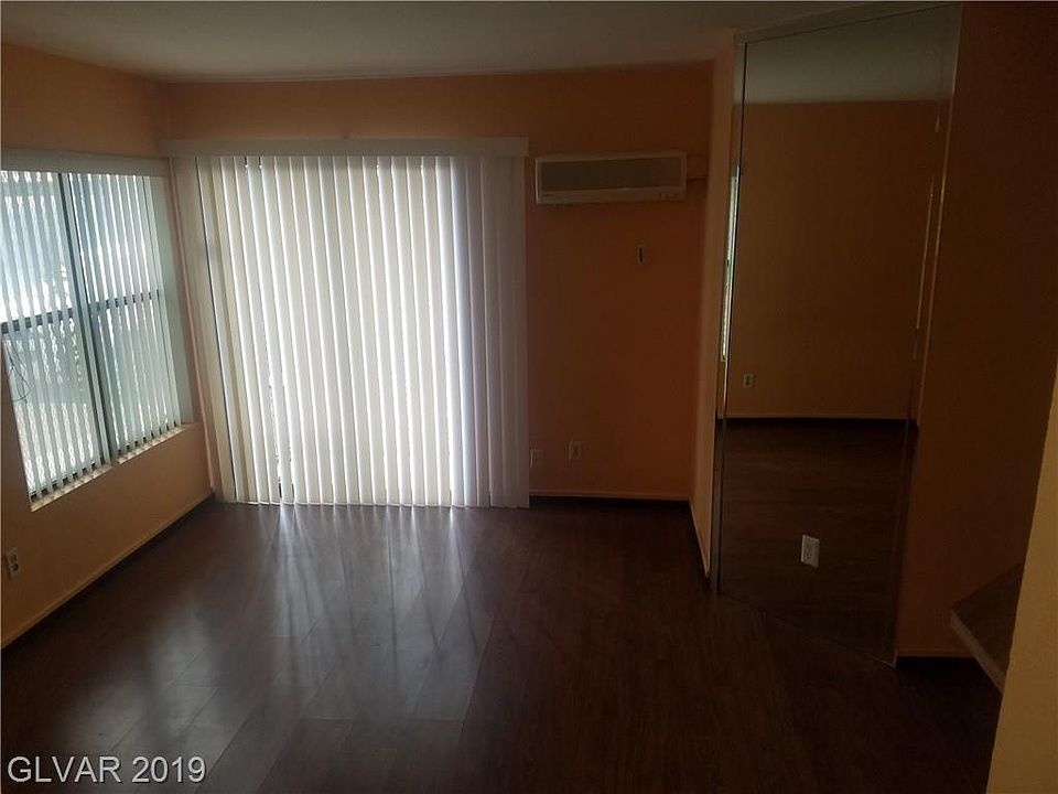 1st image of 510 Elm Dr Unit 101