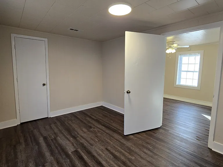 200 Mill Ave — Photo 8
