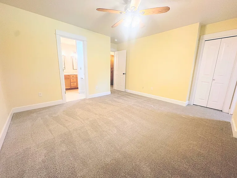 826 Park St — Photo 13