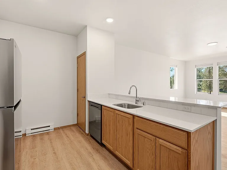 1123 E Hastings Rd — Photo 8