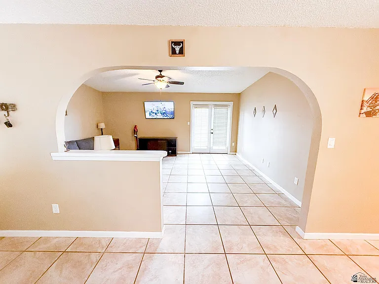 1465 E Laguna Pl #4 — Photo 7