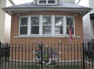 2165 N Maplewood Ave, Chicago, IL 60647