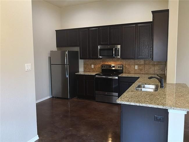 1st image of 258 Joanne Loop #A/b