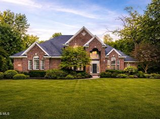 3339 Swan Ridge Ln, Maumee, OH