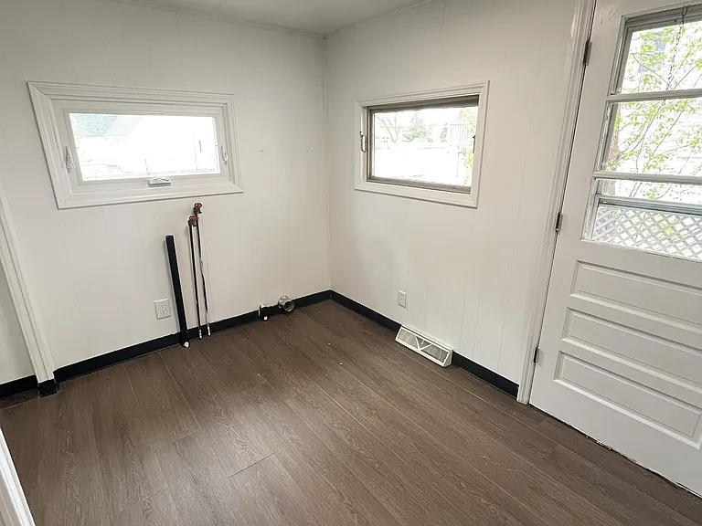 611 Cooper St — Photo 12