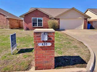 432 NW Granite Ave, Cache, OK 73527