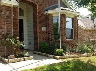 8604 Tumbleweed Dr, Aubrey, TX 76227