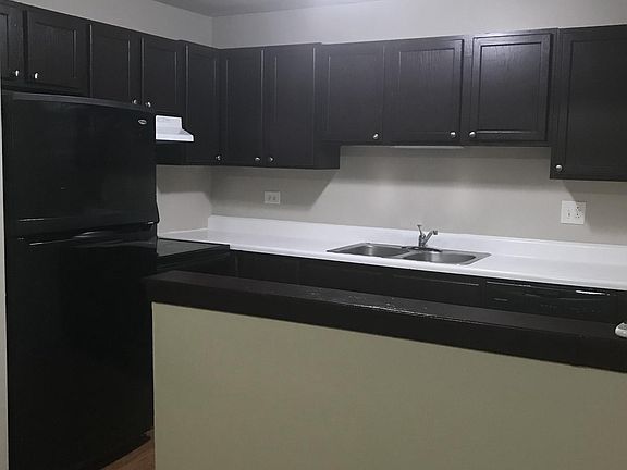 5th image of 1941 N Green Ln N APT 2B