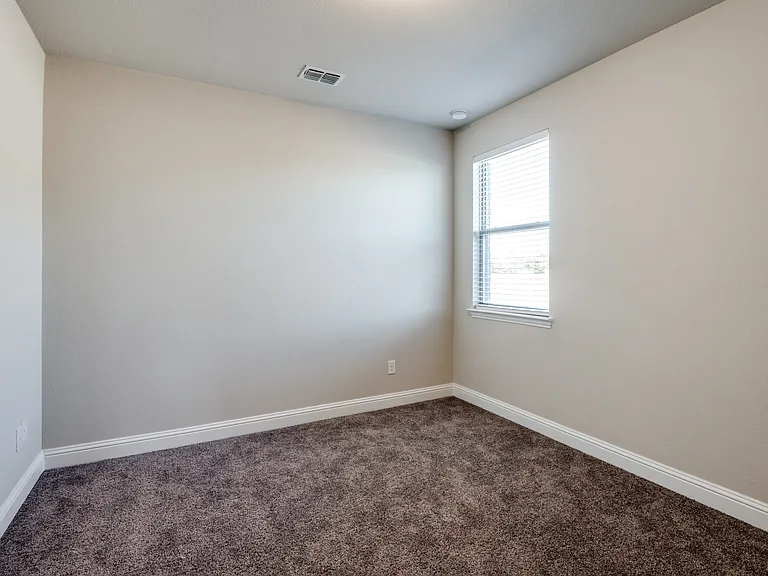 3411 Kodiak Dr — Photo 17