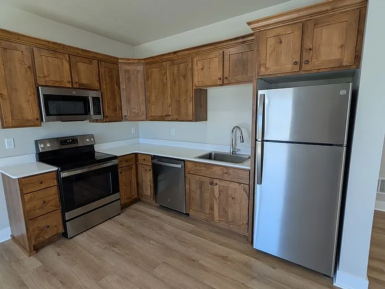 109 Hillcrest Ave — Photo 8
