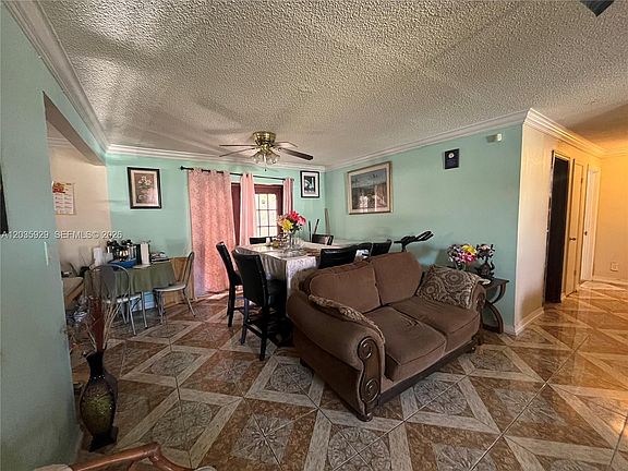 3rd image of 314 SW 79th Way