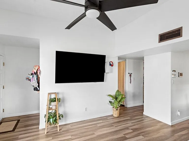 1430 W La Jolla Dr #1430 — Photo 16