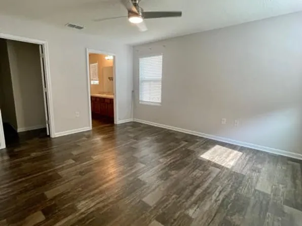 2399 Sotterley Ln, Jacksonville, FL 32220