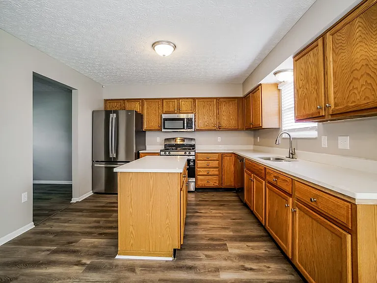 4299 Shady Meadows Dr — Photo 7
