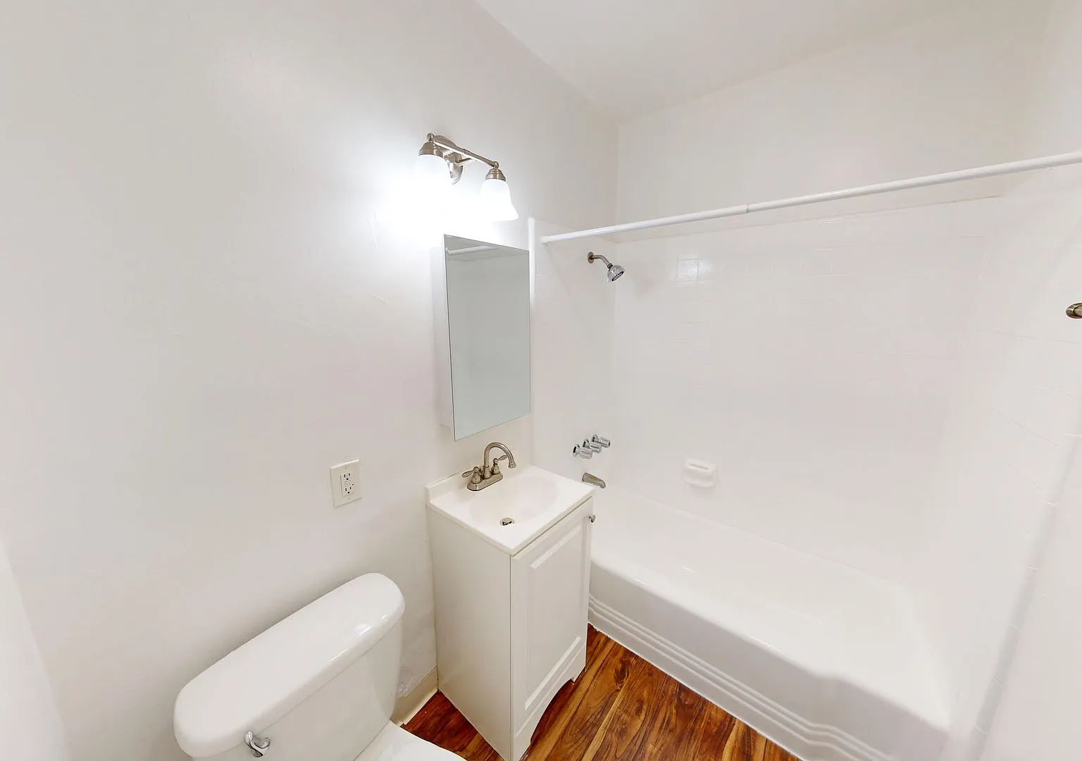 830 S. Grandview — Photo 4
