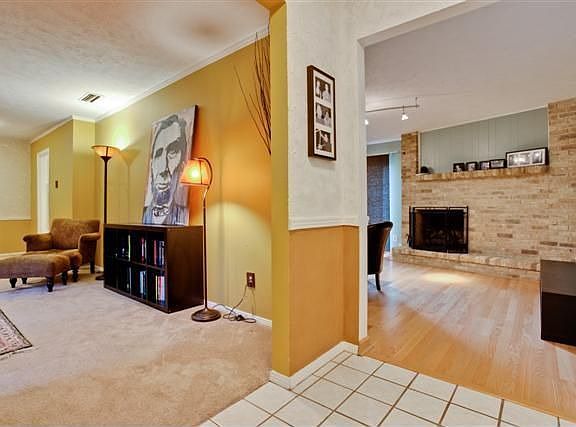3rd image of 12421 Wood Manor Cir