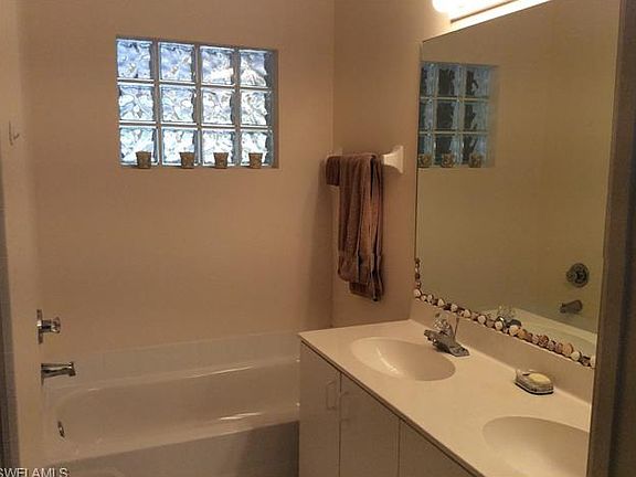 5th image of 6368 Huntington Lakes Cir APT 202