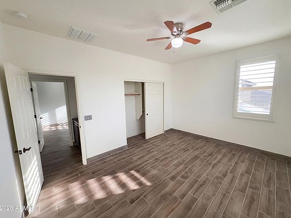 4th image of 18607 W PIONEER Street