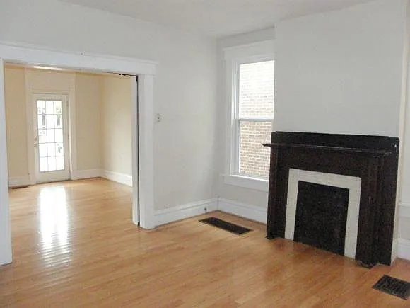 138 E 11th Ave — Photo 8