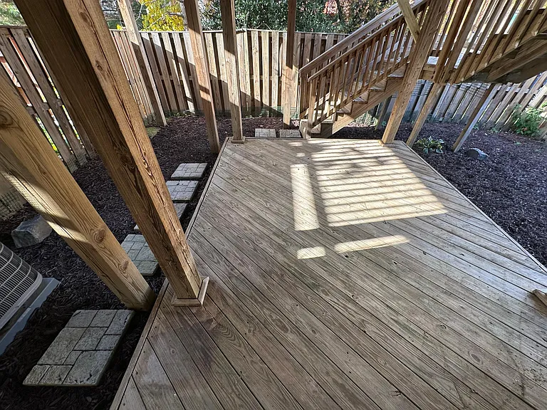 Lower deck