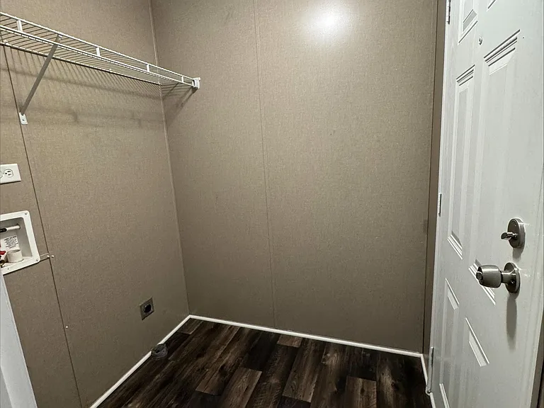 The Waverly — Photo 21