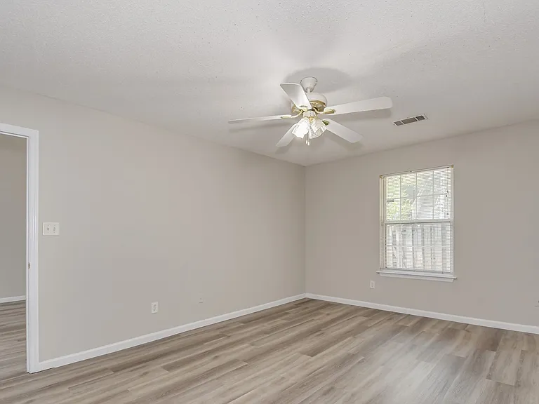 2014 Emerald Bay Dr — Photo 16