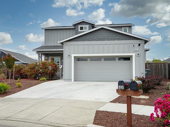 2nd image of 1911 Camino Del Prado Drive