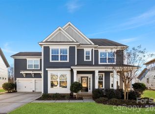 6001 Hamilton Mill Dr, Waxhaw, NC 28173