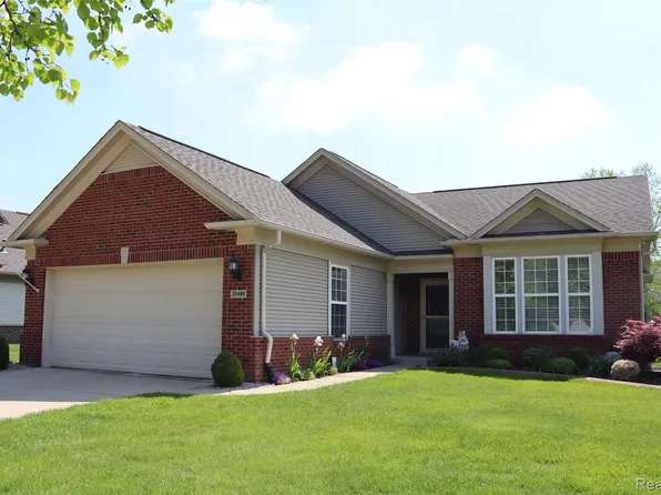 26489 Higgins Way, Brownstown, MI 48134