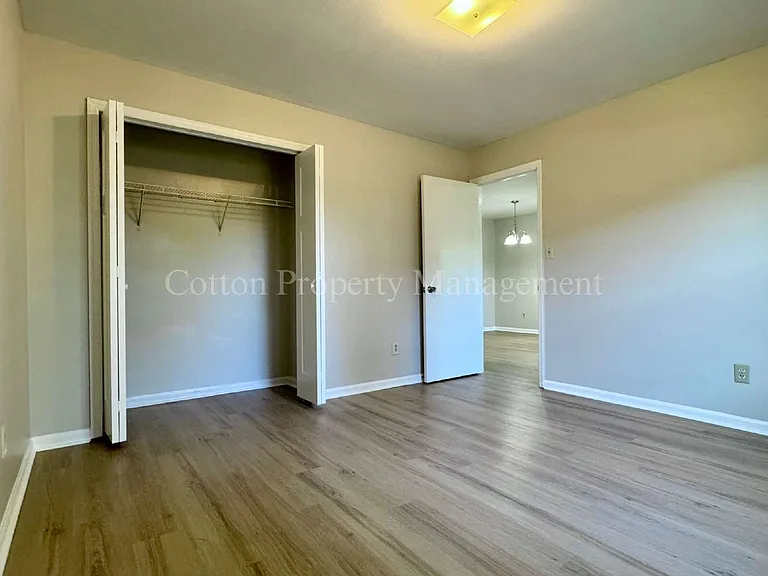 315 S Dudley St #13 — Photo 21