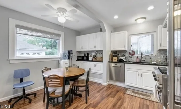 34 Cypress St — Photo 18