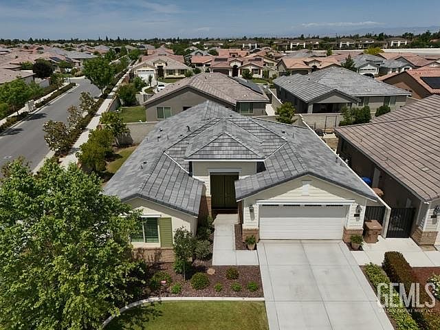 2nd image of 11624 Hollybrook Ln