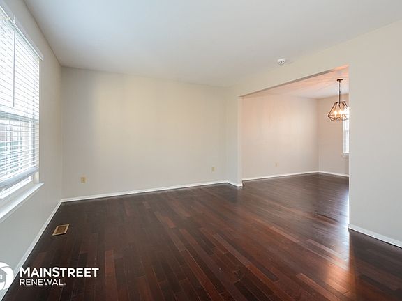 4th image of 14565 Ocean Side Dr