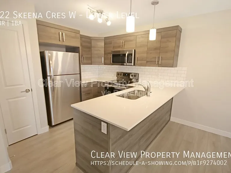 322 Skeena Cres W #LOWER LEVEL — Photo 3