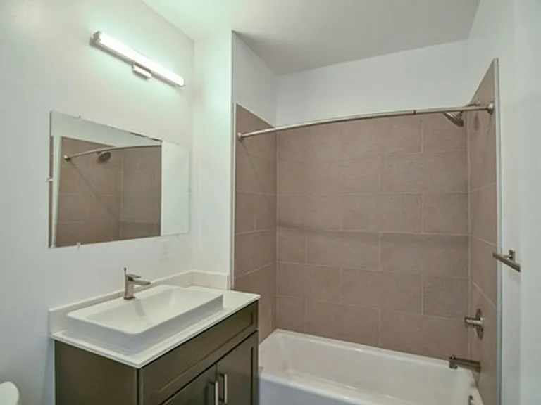 Old Trail Heights Apartments — Photo 42