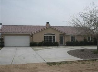 17603 Live Oak St, Hesperia, CA 92345
