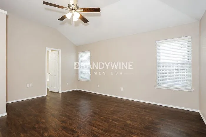 4804 Saint Thomas Pl — Photo 12