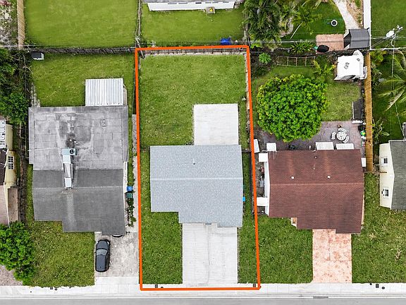 4th image of 5209 N ANDREWS Avenue