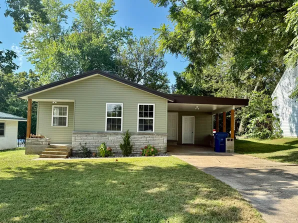 206 E Chestnut Street, Houston, MO 65483