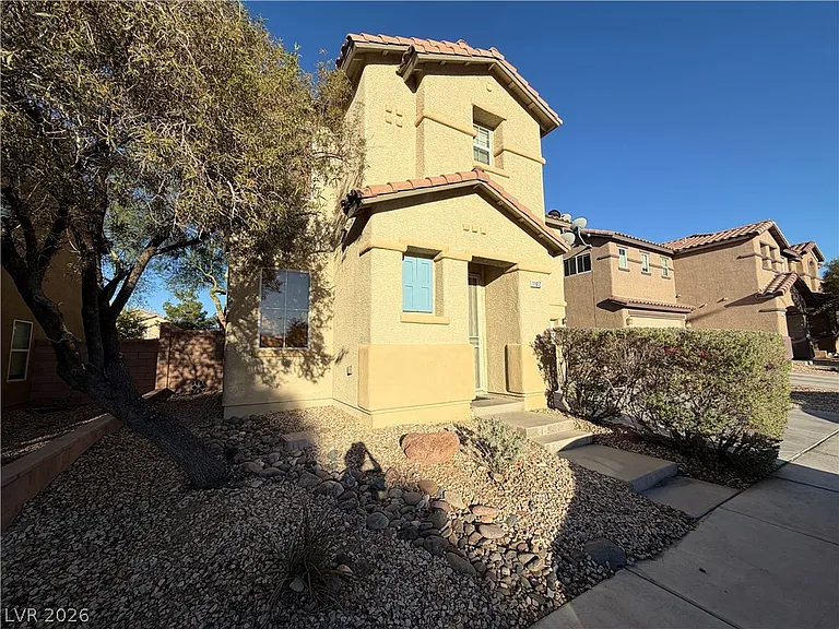 11612 Kindsland St — Photo 2
