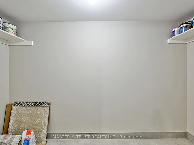 28 Florence Dr #2 — Photo 12