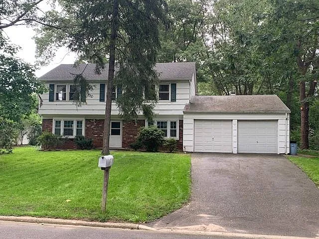 17 Skylark Ln — Photo 2