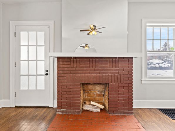 lexington-kentucky-77559438 picture