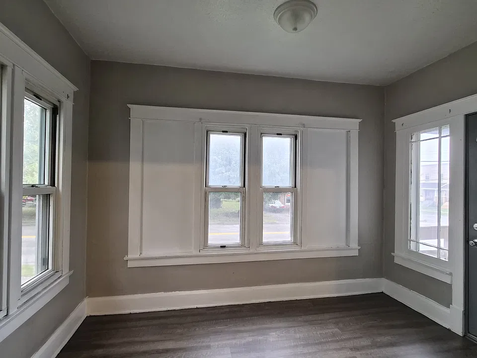 38 Steel St