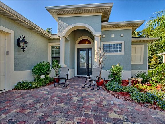 3rd image of 10208 Julia Isles Ave