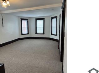 31 Chrome St APT 3, Worcester, MA 01604