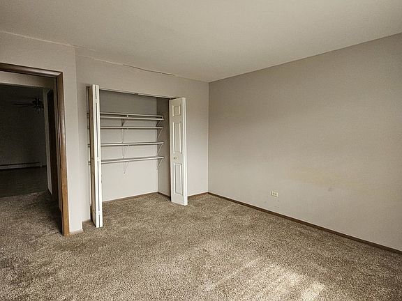5th image of 1450 Getzelman Dr APT 2E