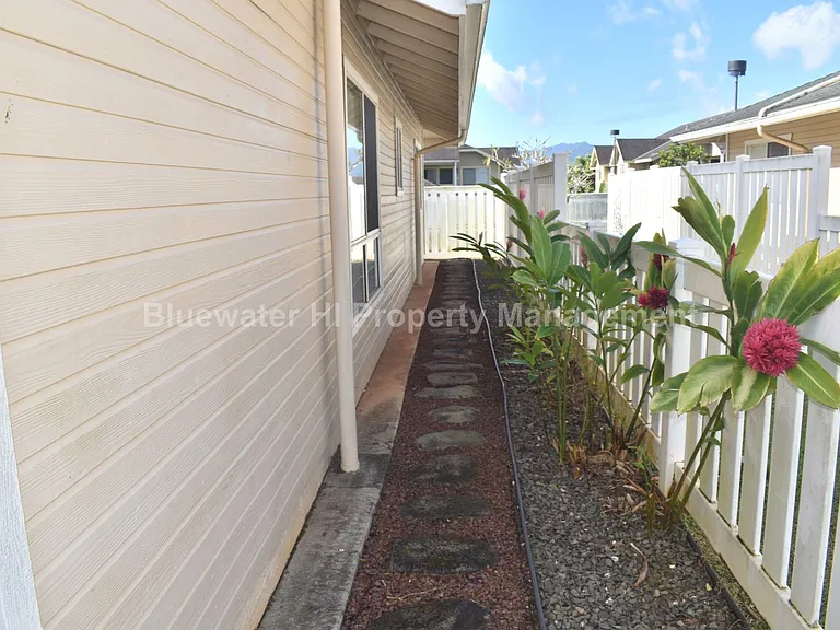 95-1059 Koolani Dr #8 — Photo 15